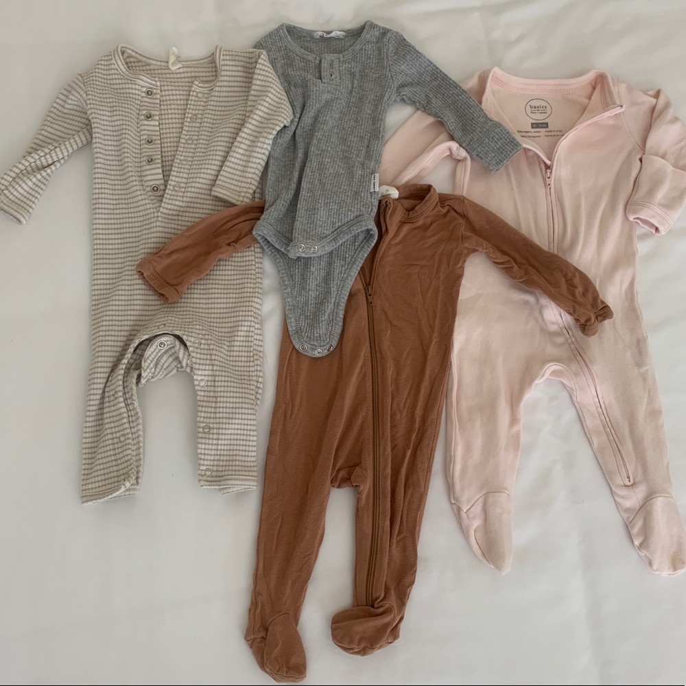 Newborn / 0-3m Clothes. Quincy Mae & Jamie Kay